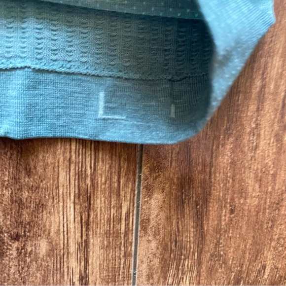 Lululemon Mens “Live in Practice” Green Short Sleeve Tshirt Size Large - Picture 3 of 6